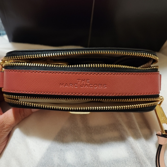 Purse - Picture 2 of 6